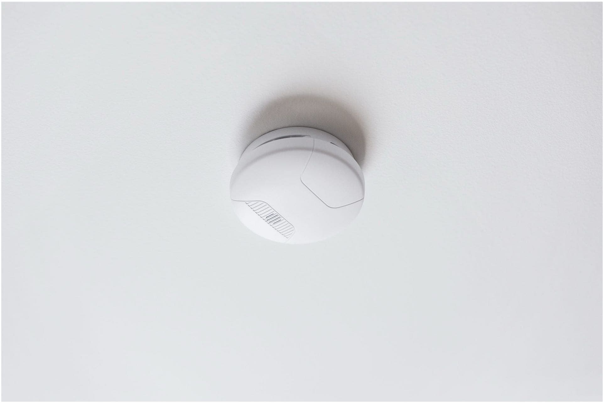 Is your smoke or carbon monoxide alarm chirping? Here's what it's